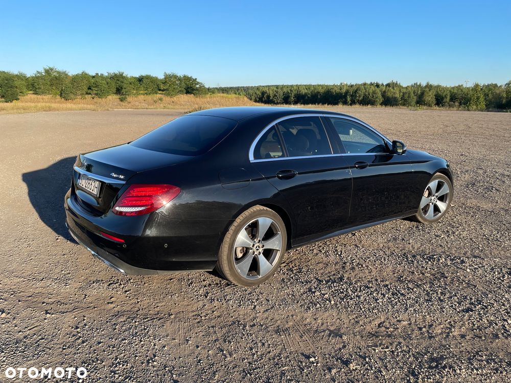 Mercedes-Benz Klasa E 220 d 4-Matic 9G-TRONIC - 5