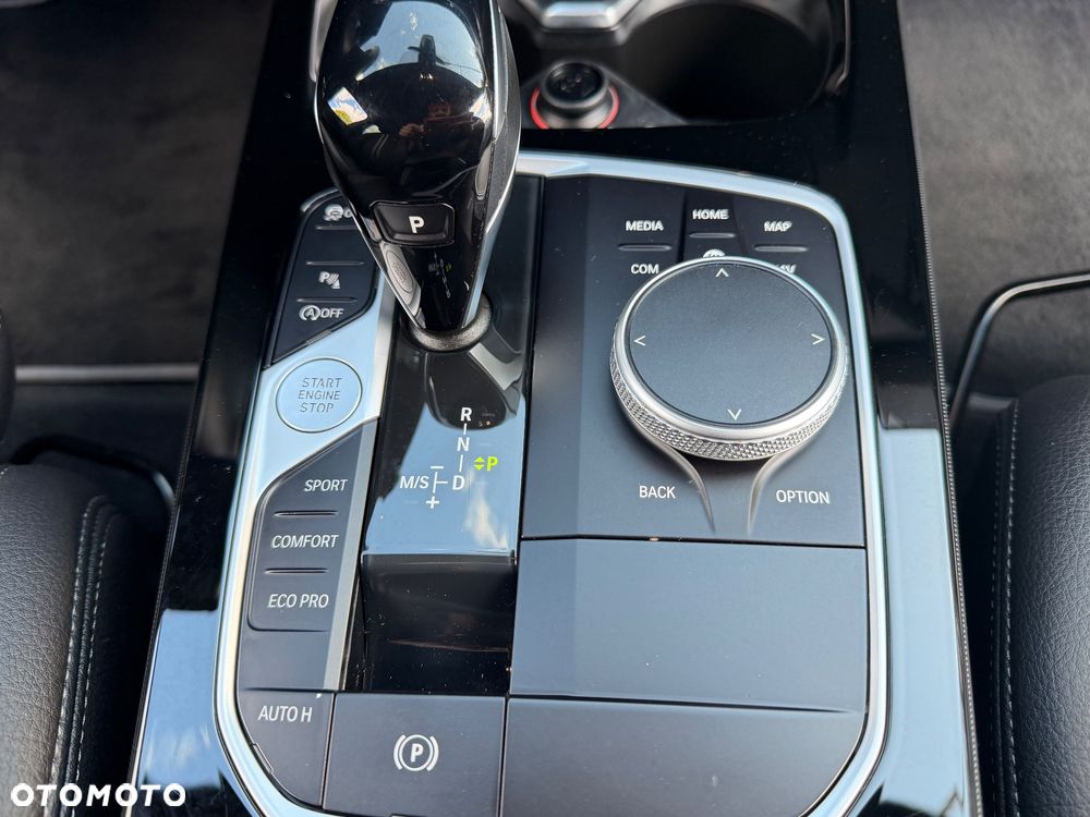 BMW Seria 1 118i M Sport Shadow - 33