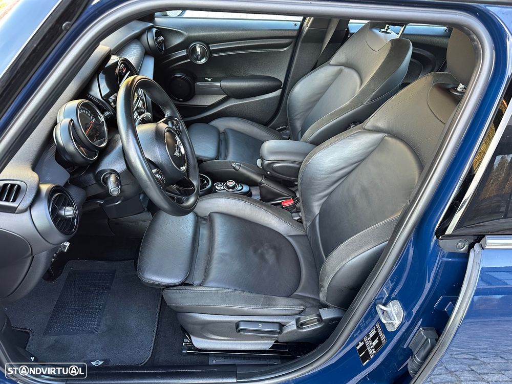 MINI 5 Portas Cooper Aut. - 6
