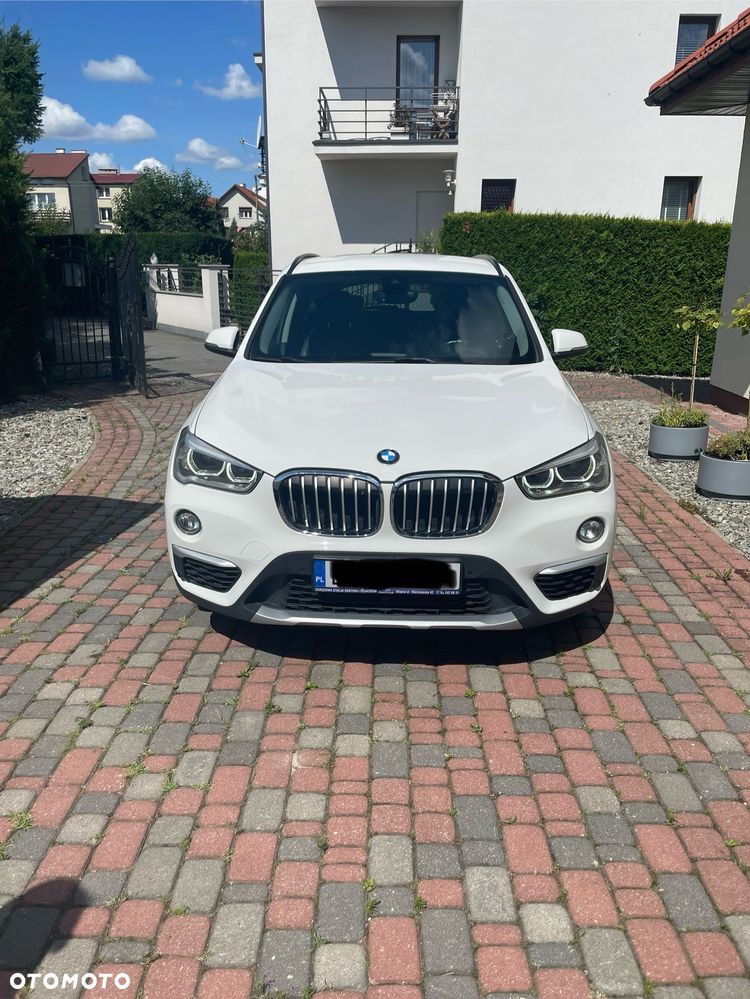 BMW X1 xDrive18d - 1