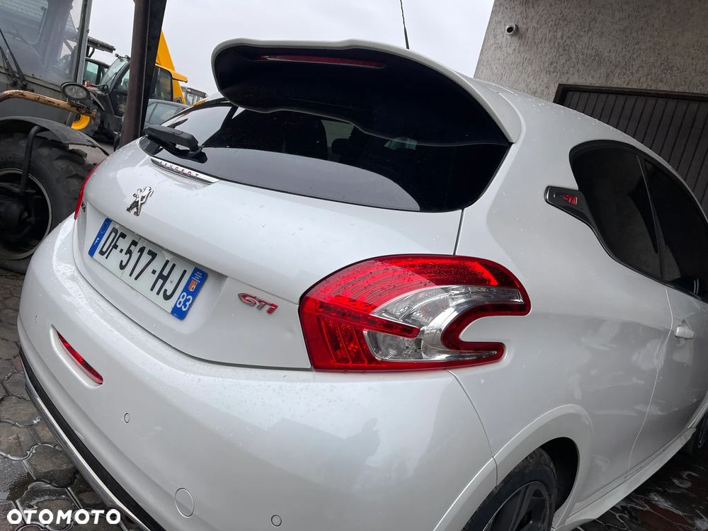 Peugeot 208 1.6 THP GTi - 29