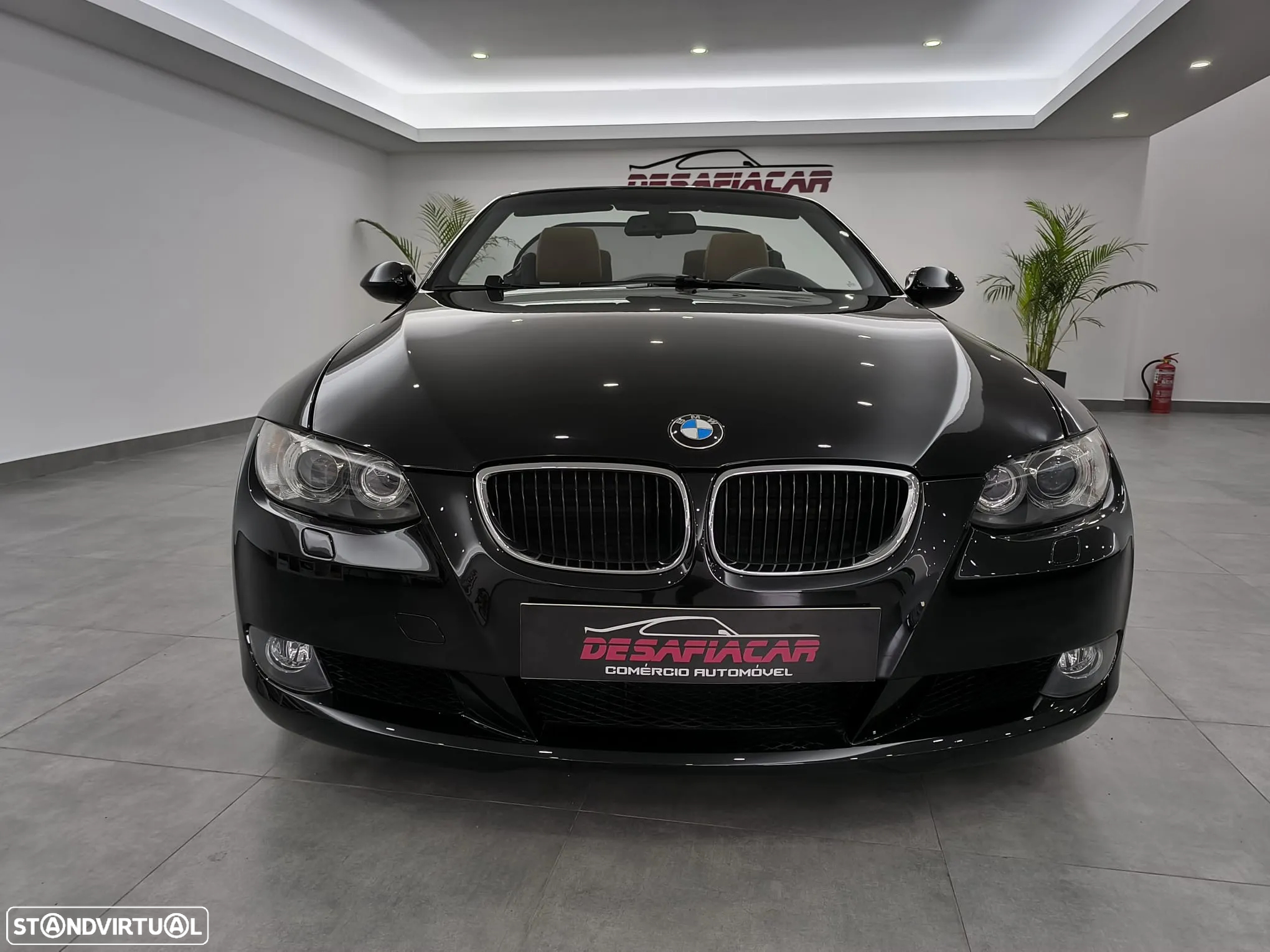 BMW 320 i Cabrio - 15