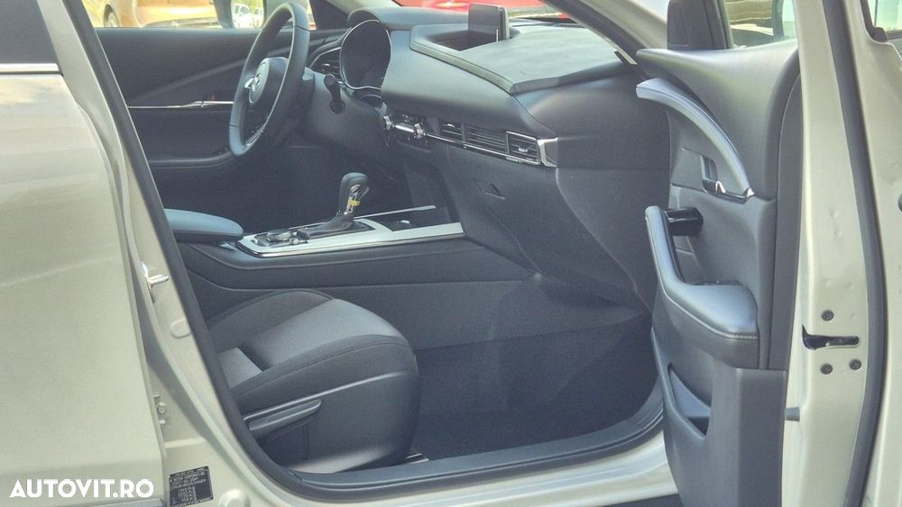 Mazda CX-30 - 15