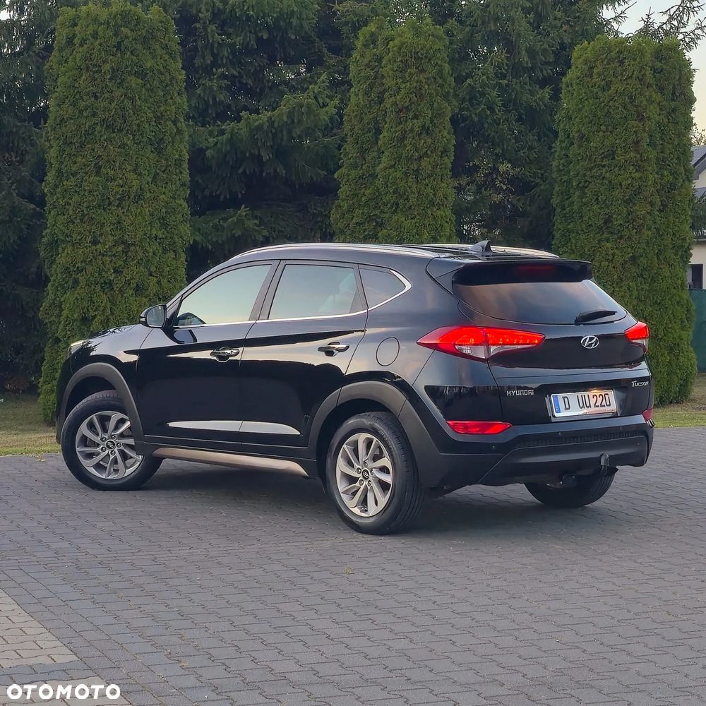 Hyundai Tucson 1.6 GDI BlueDrive Design 2WD - 16