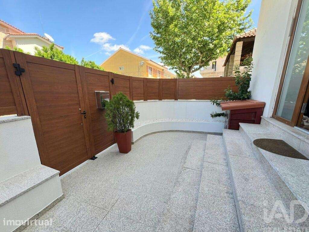 Casa / Villa T4 em Valpaços e Sanfins de 160 m2 - Grande imagem: 3/17