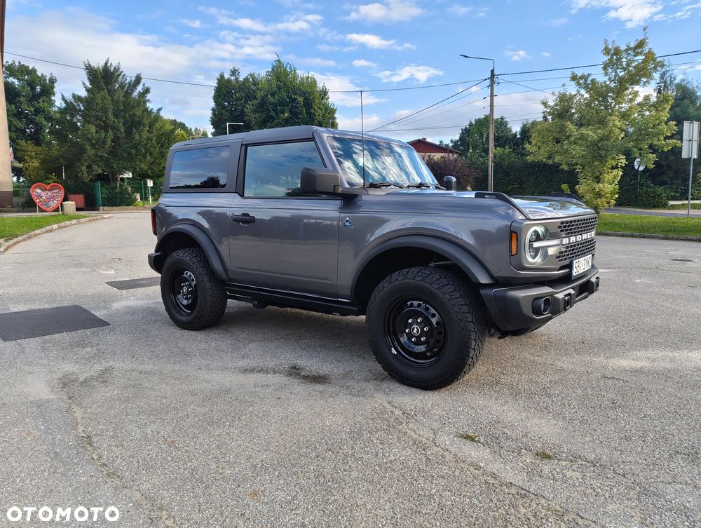Ford Bronco - 15