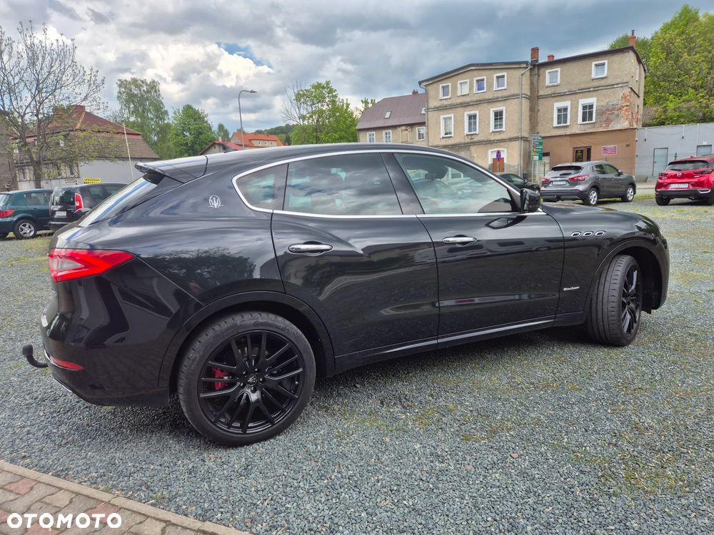 Maserati Levante Q4 GranLusso - 34