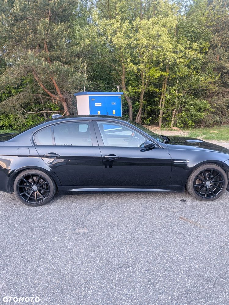 BMW Seria 3 325i - 4