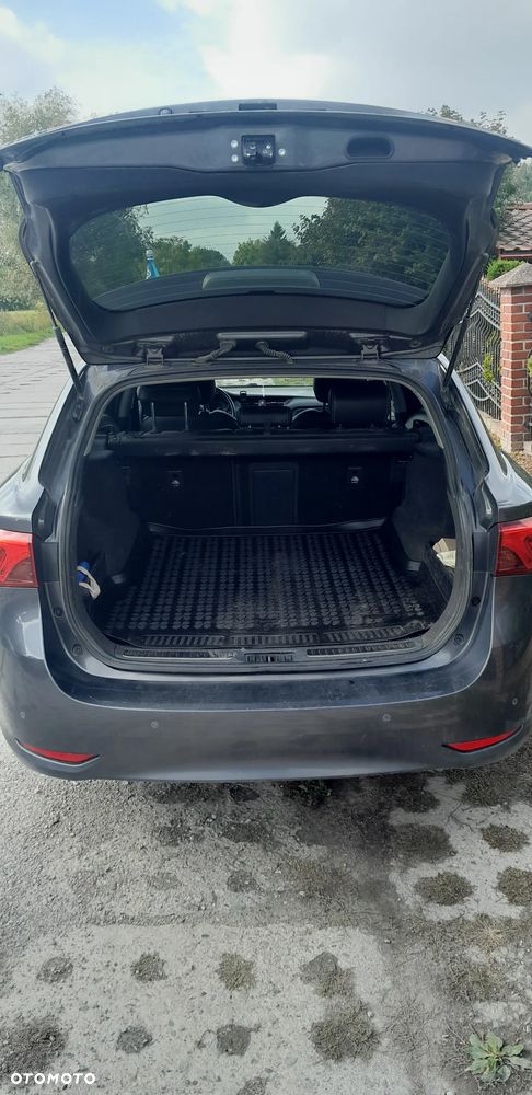 Toyota Avensis - 3