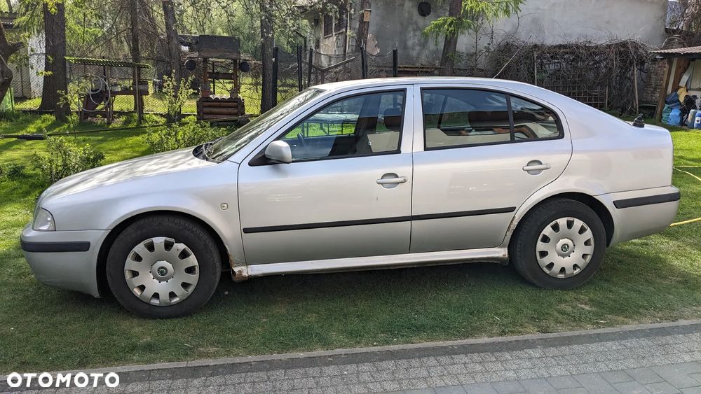 Skoda Octavia 1.9 TDI Tour - 10