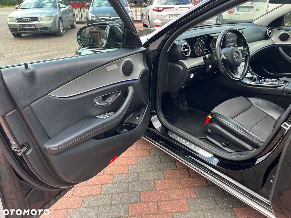 Mercedes-Benz Klasa E 200 d 9G-TRONIC - 7