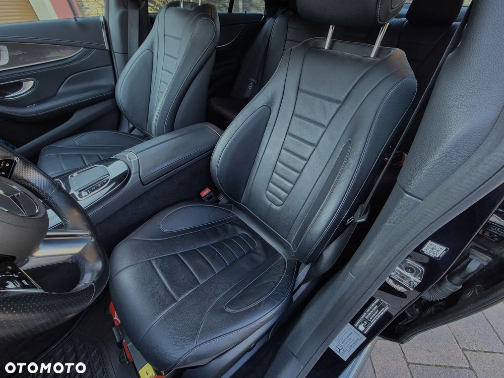 Mercedes-Benz CLS 300 d 4-Matic AMG - 7