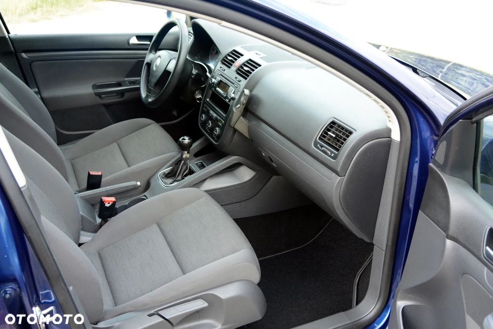 Volkswagen Golf 1.6 Edition - 11