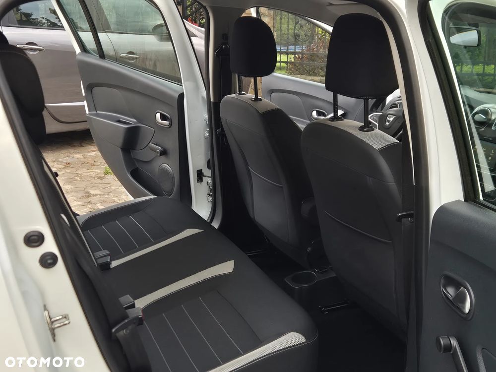 Dacia Sandero Stepway TCe 90 (S&S) Celebration - 27