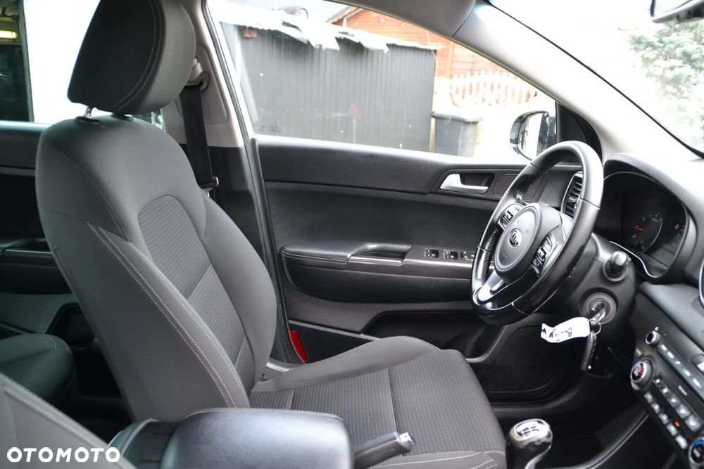 Kia Sportage 1.6 GDI 2WD DREAM-TEAM EDITION - 30