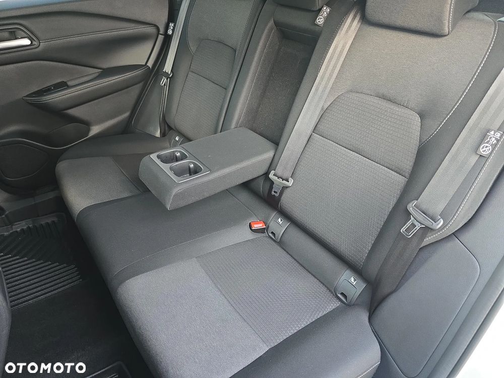 Nissan Qashqai ver-1-3-dig--t-mhev-n--connecta-xtronic - 16