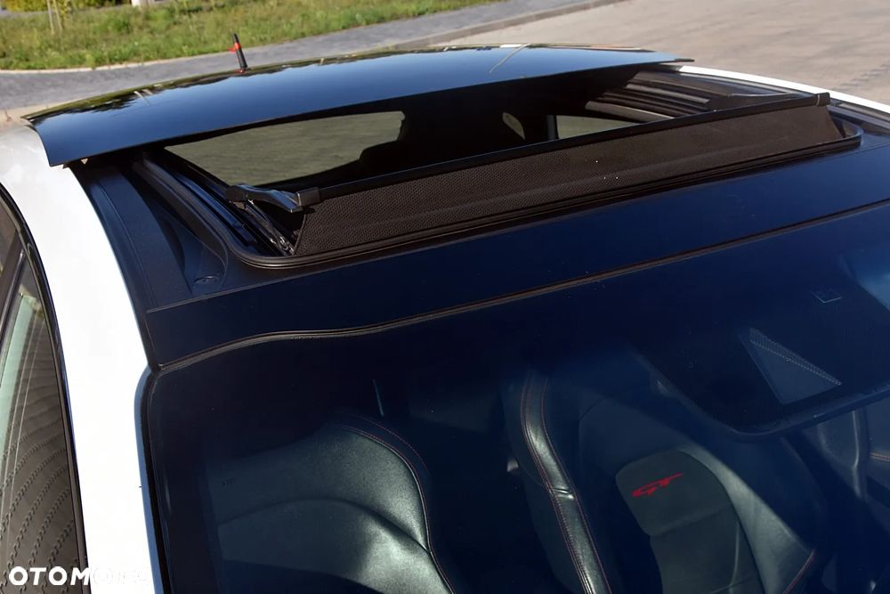 Kia Ceed 1.6 T-GDI GT XL - 25