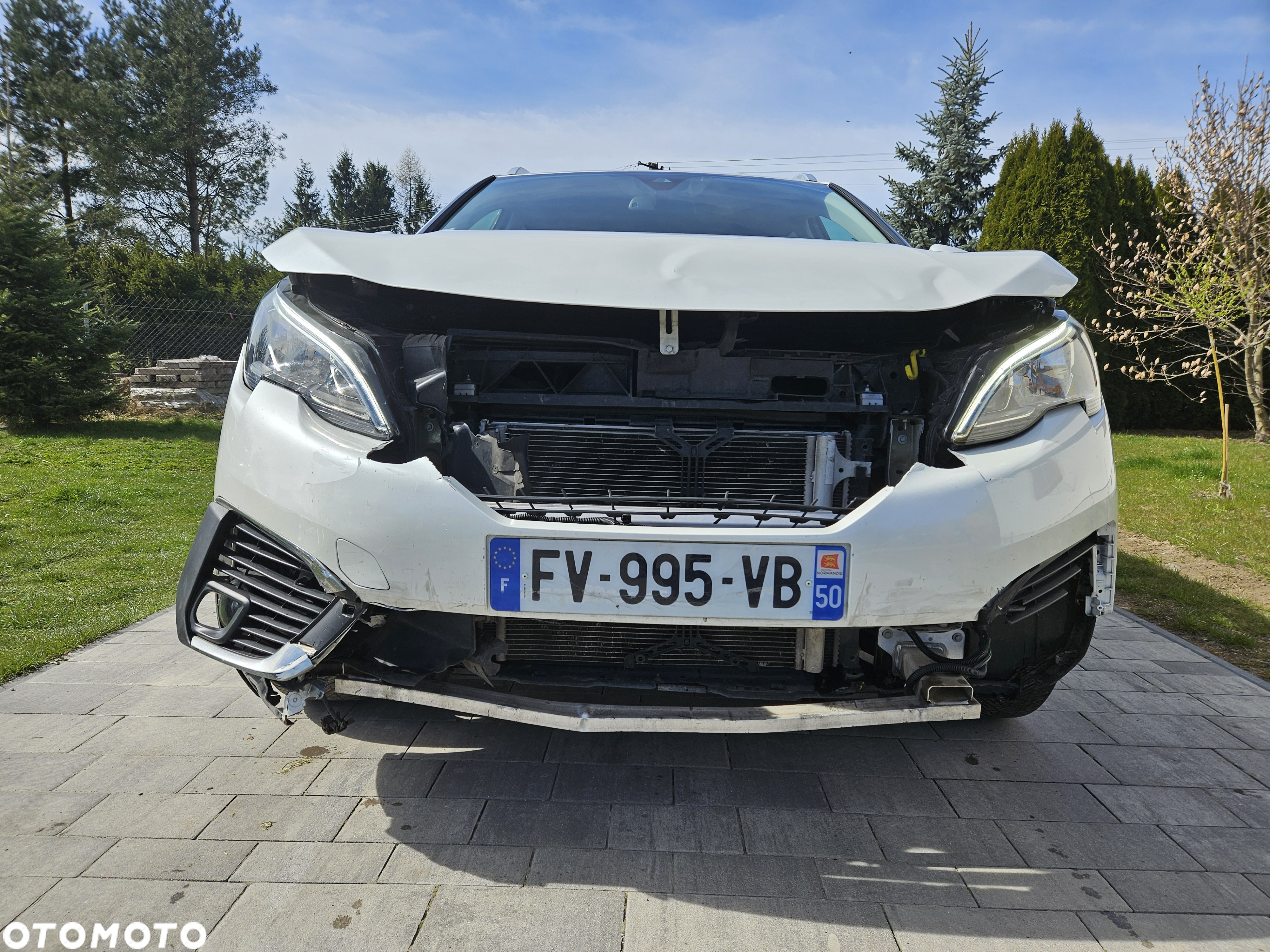 Peugeot 5008 1.5 BlueHDi Active S&S EAT8 - 8