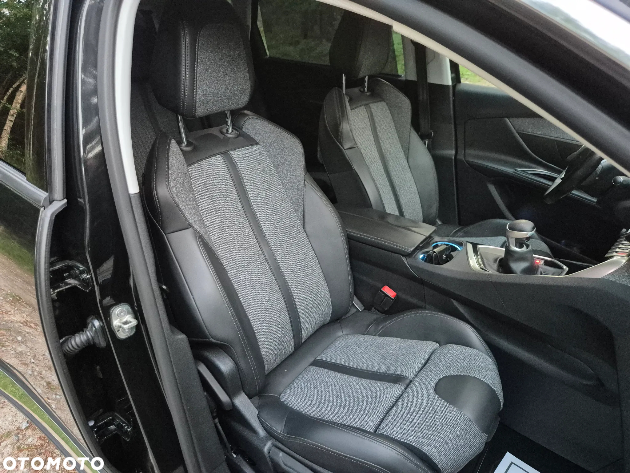 Peugeot 5008 1.5 BlueHDi Allure Pack S&S - 30