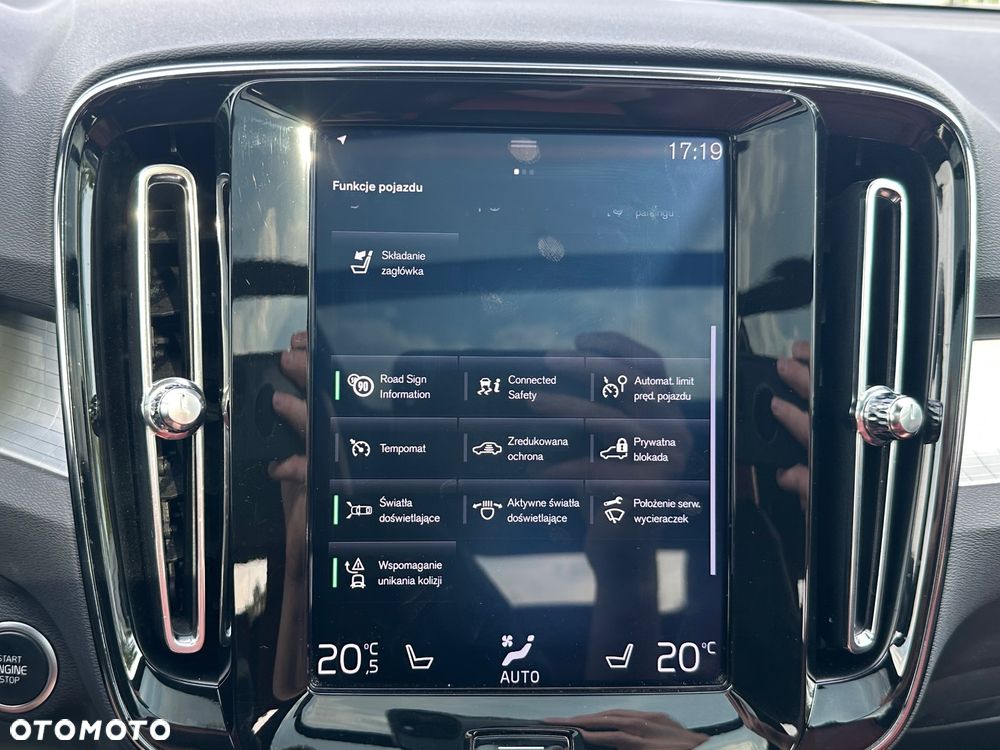 Volvo XC 40 - 26