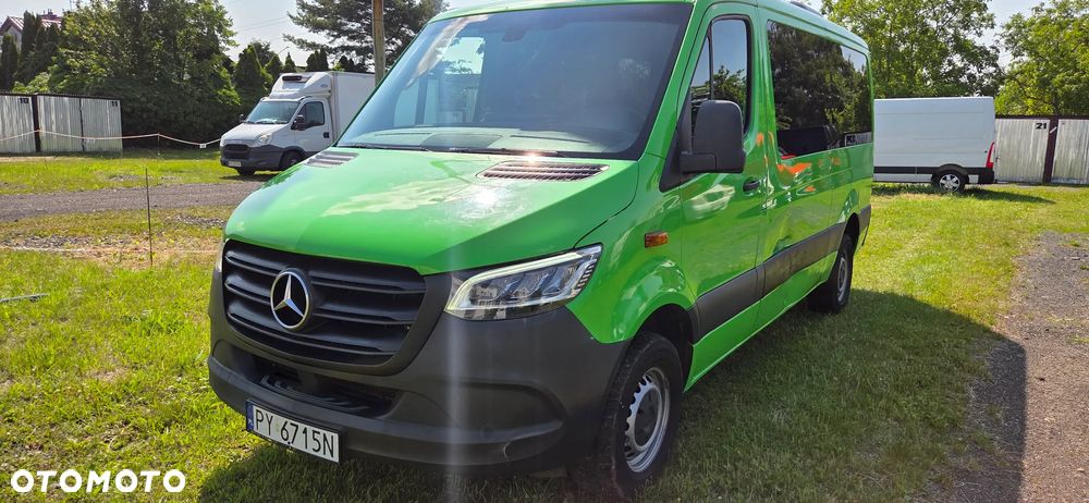 Mercedes-Benz Sprinter 907.221 - 8