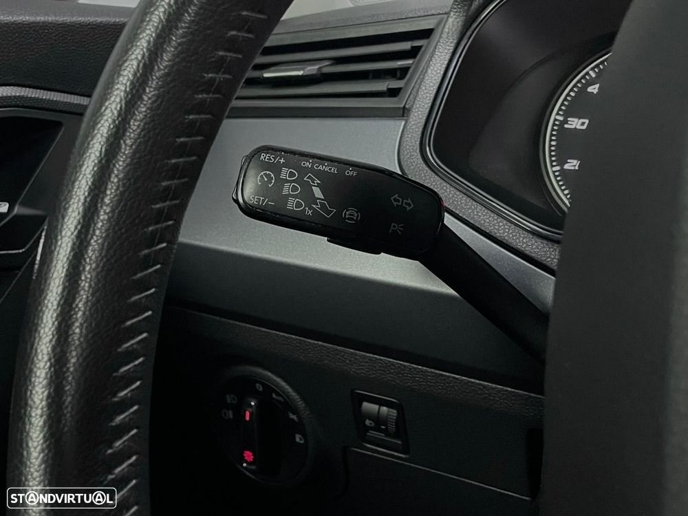 SEAT Arona 1.0 TSI Xcellence DSG - 12