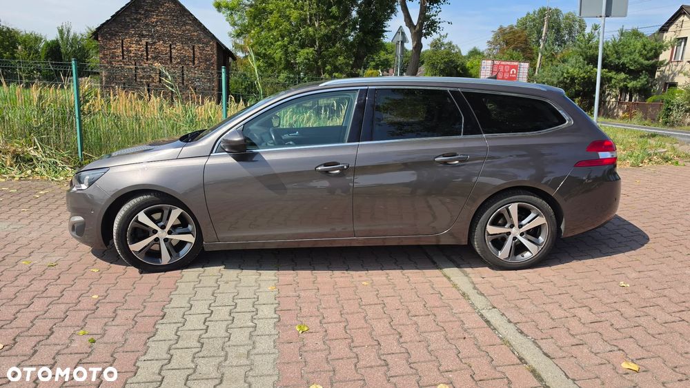 Peugeot 308 BlueHDi FAP 150 Stop & Start Allure - 27