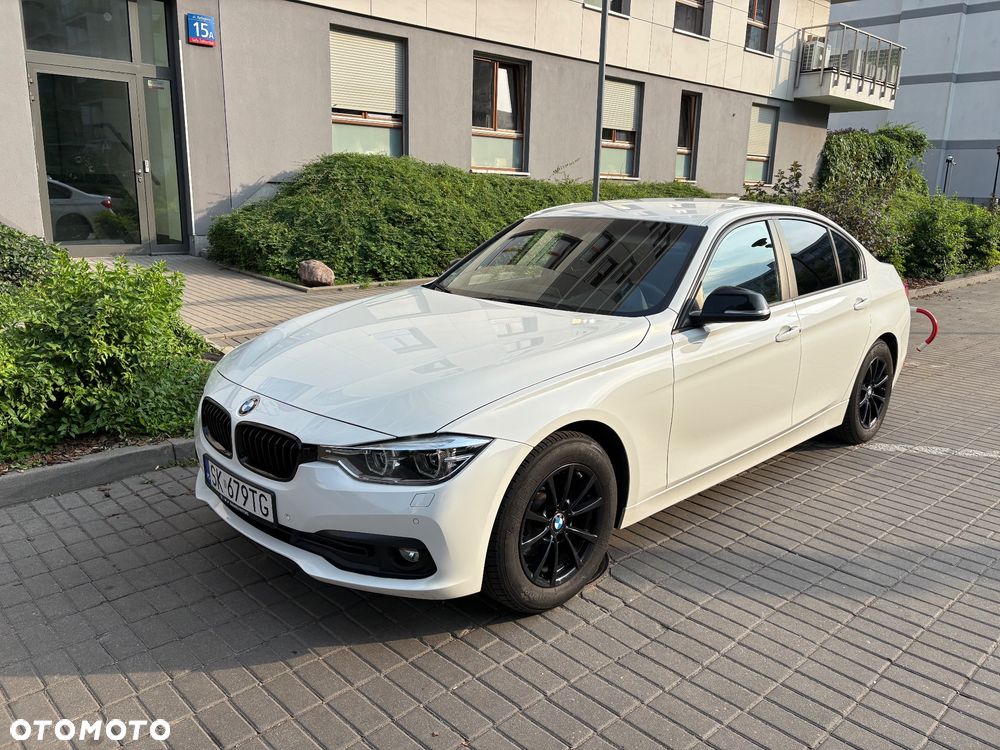 BMW Seria 3 318i - 1