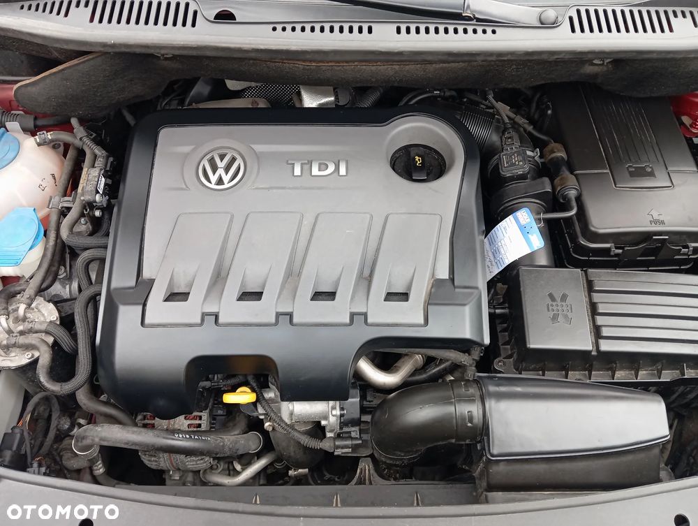 Volkswagen Touran - 17