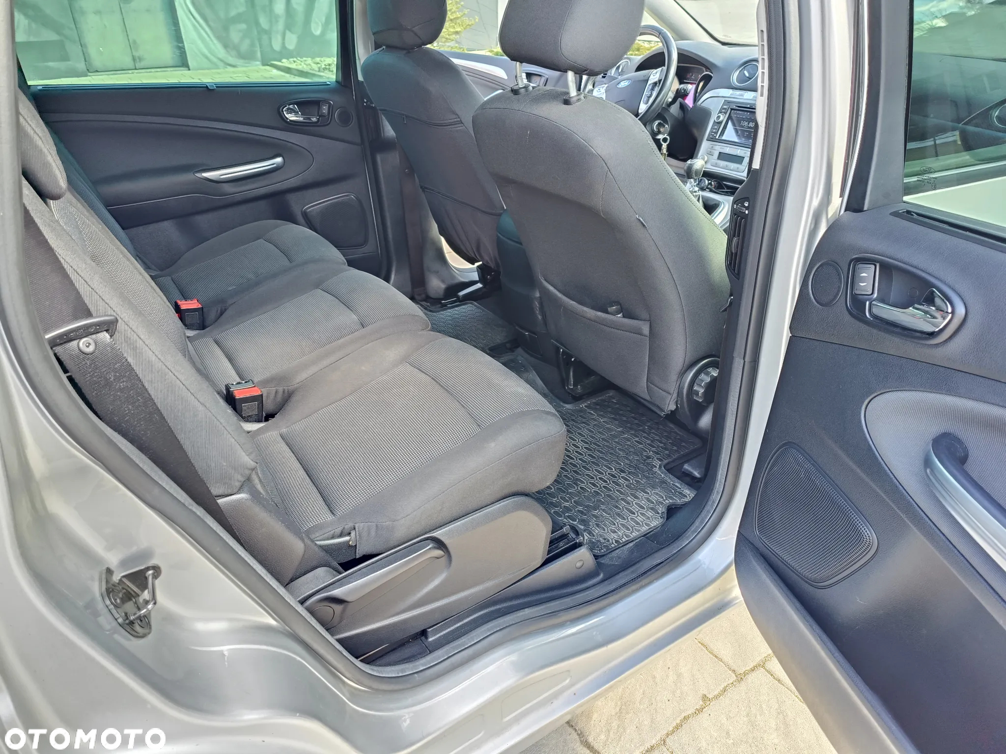 Ford S-Max 2.0 TDCi Ambiente - 13
