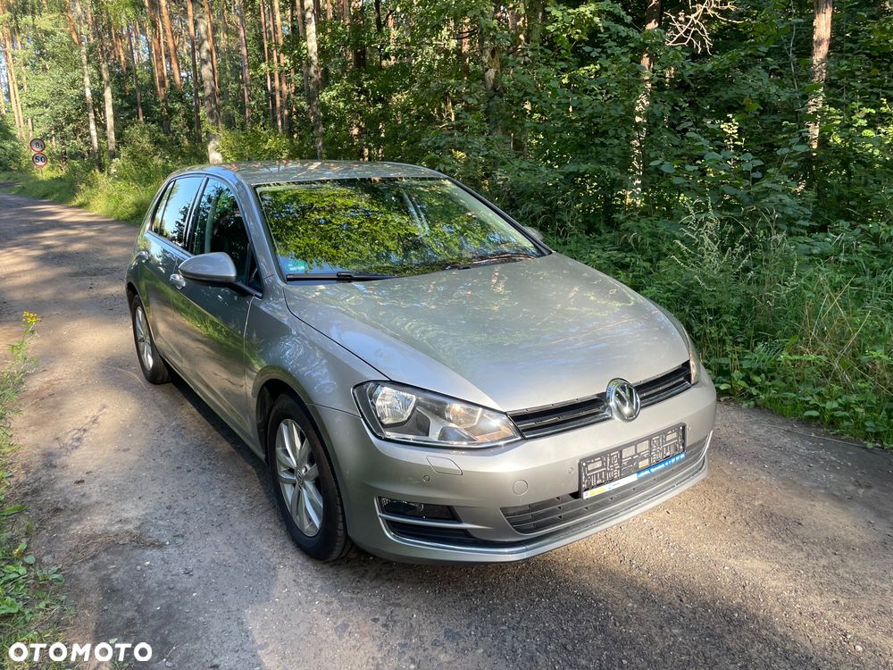Volkswagen Golf - 3