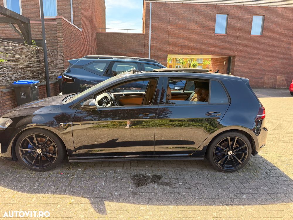Volkswagen Golf Standard - 2