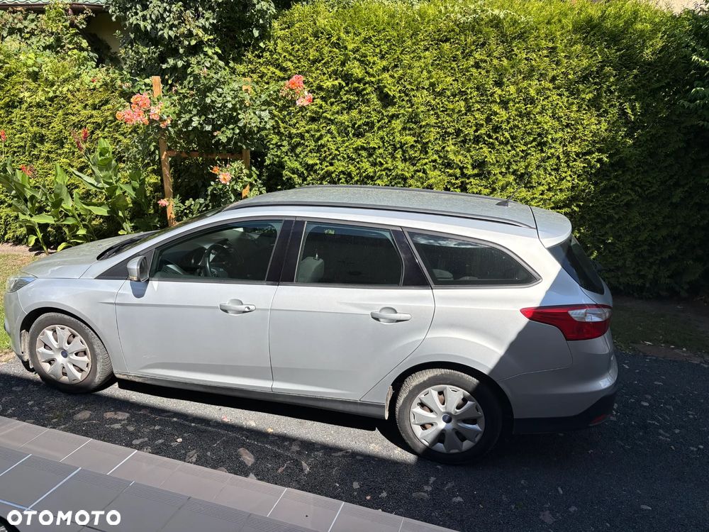 Ford Focus 1.6 TDCi Ambiente - 3