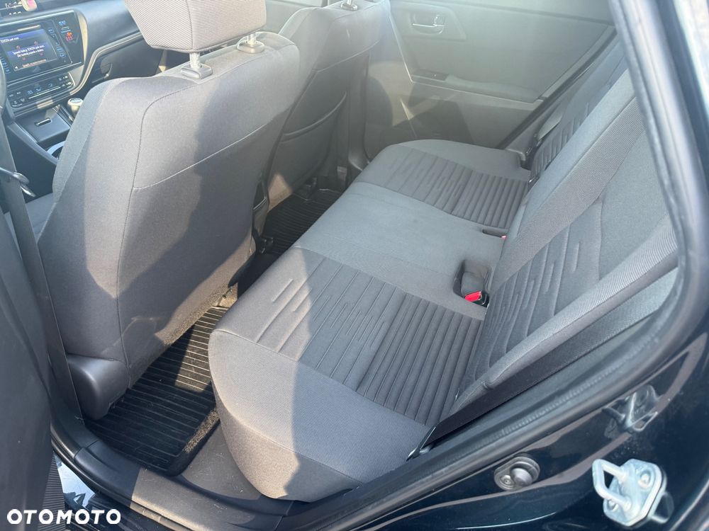 Toyota Auris - 5