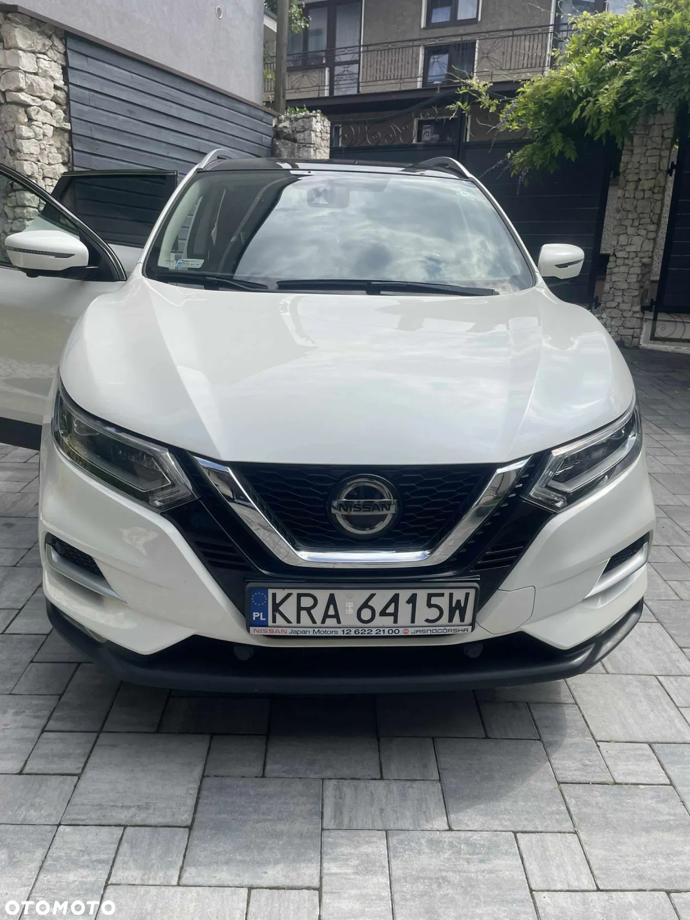 Nissan Qashqai 1.3 DIG-T N-Connecta - 1