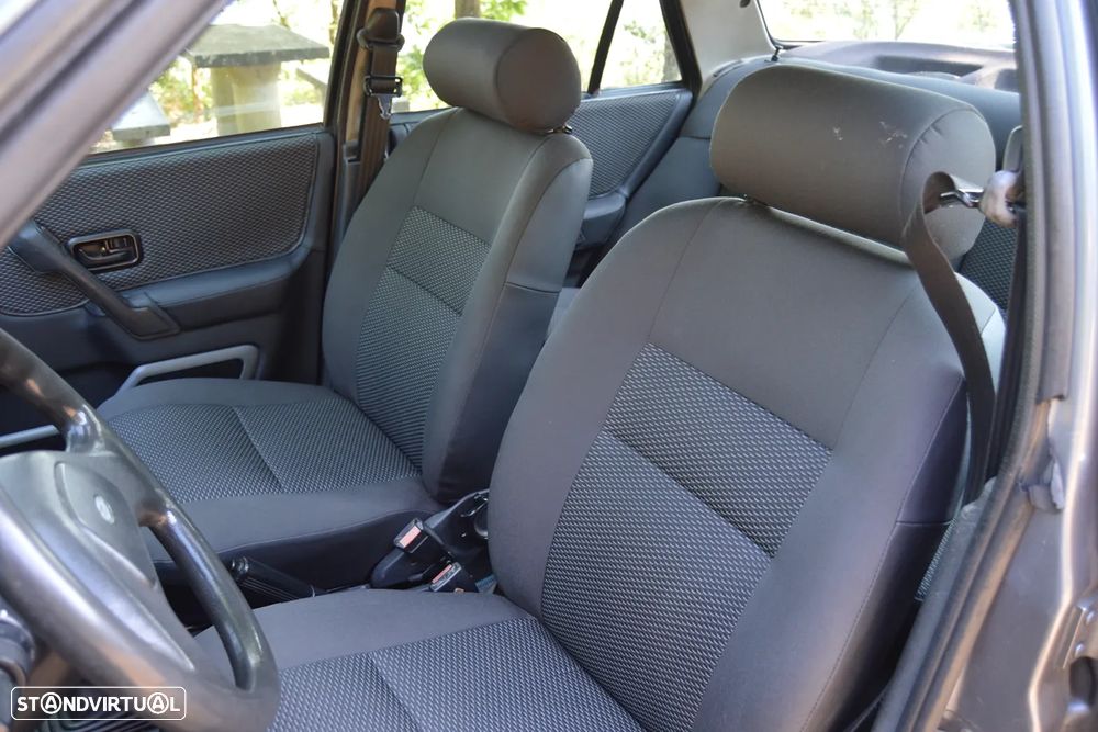 Ford Orion 1.6 Ghia D - 3