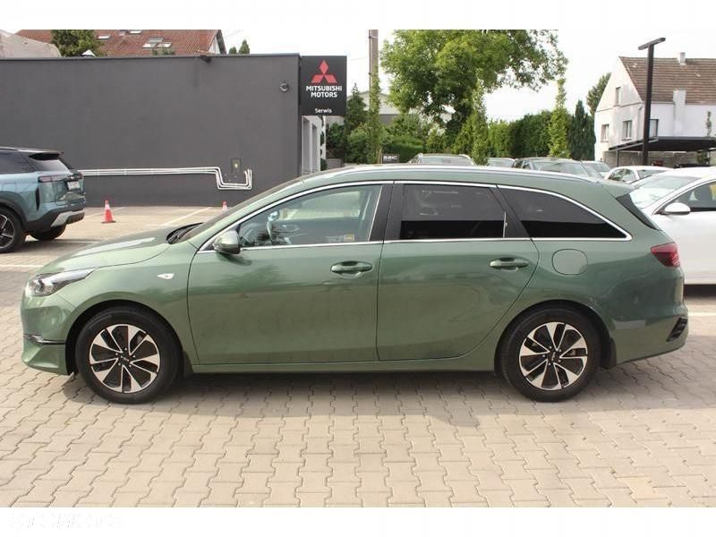 Kia Ceed - 1