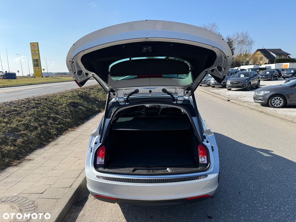 Opel Insignia 1.6 (118g) Business Edition - 20