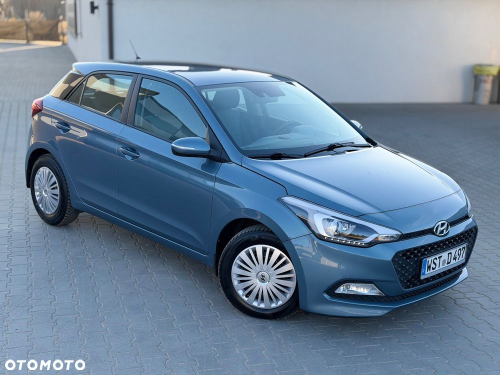 Hyundai i20 1.4 Comfort EU5 - 8