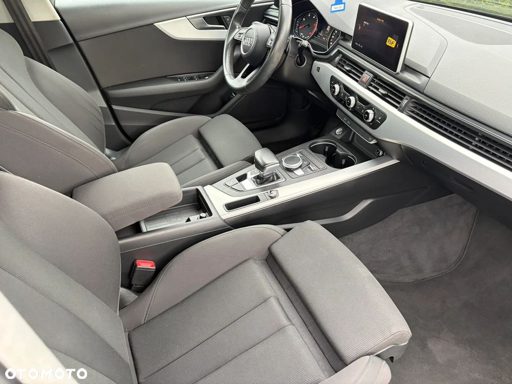 Audi A4 Avant 2.0 TDI S tronic - 20