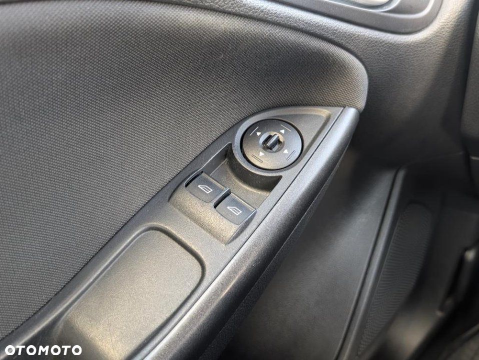 Ford Focus - 10