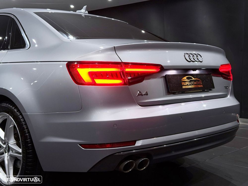 Audi A4 2.0 TDI S-line S tronic - 12