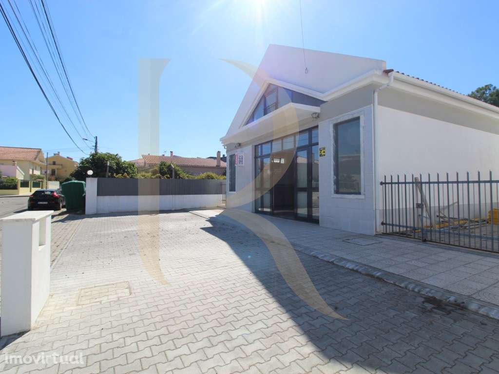 Armazém industrial isolado com logradouro em Fernão Ferro - Grande imagem: 3/13