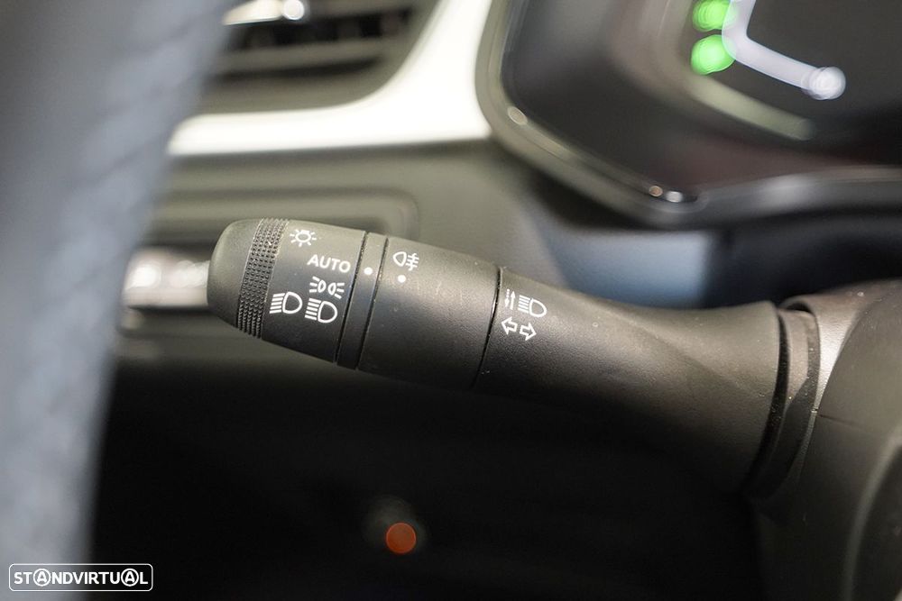 Renault Captur 1.0 TCe Techno Bi-Fuel - 18