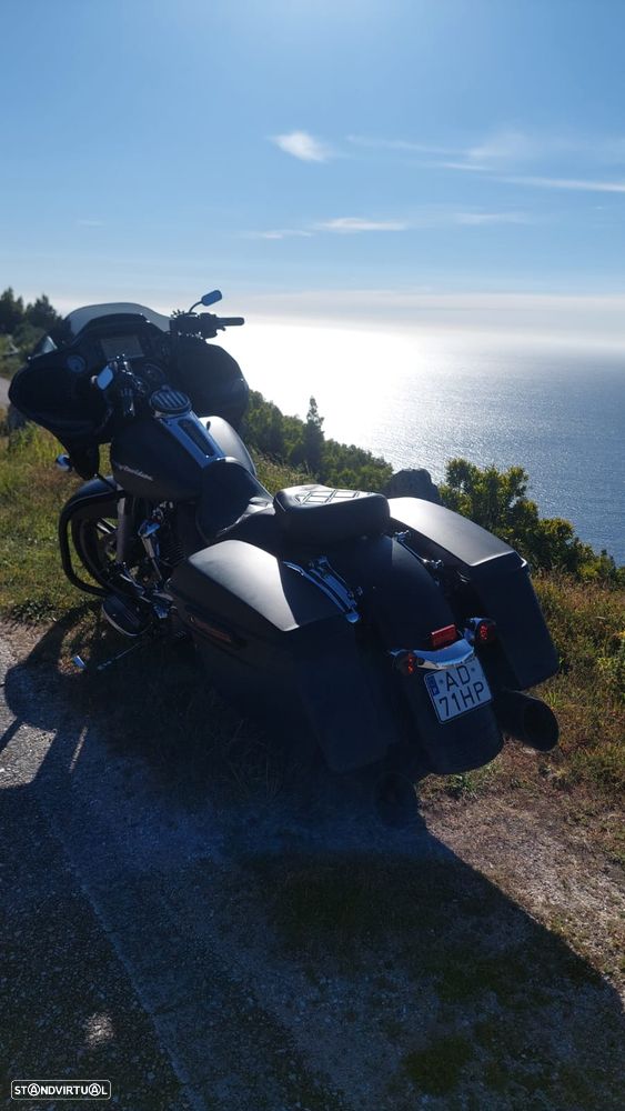 Harley-Davidson Road - 5