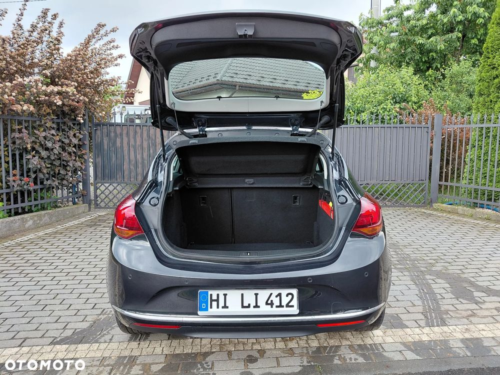 Opel Astra 1.6 Exklusiv - 35