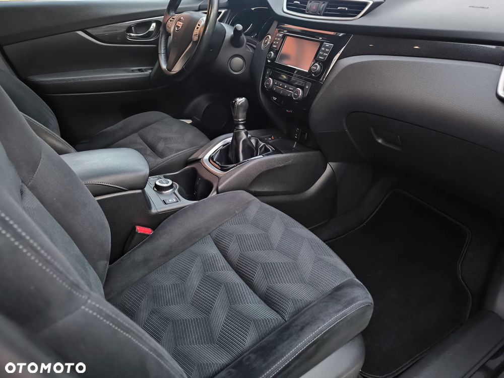 Nissan X-Trail 1.6 DCi Tekna 4WD - 17