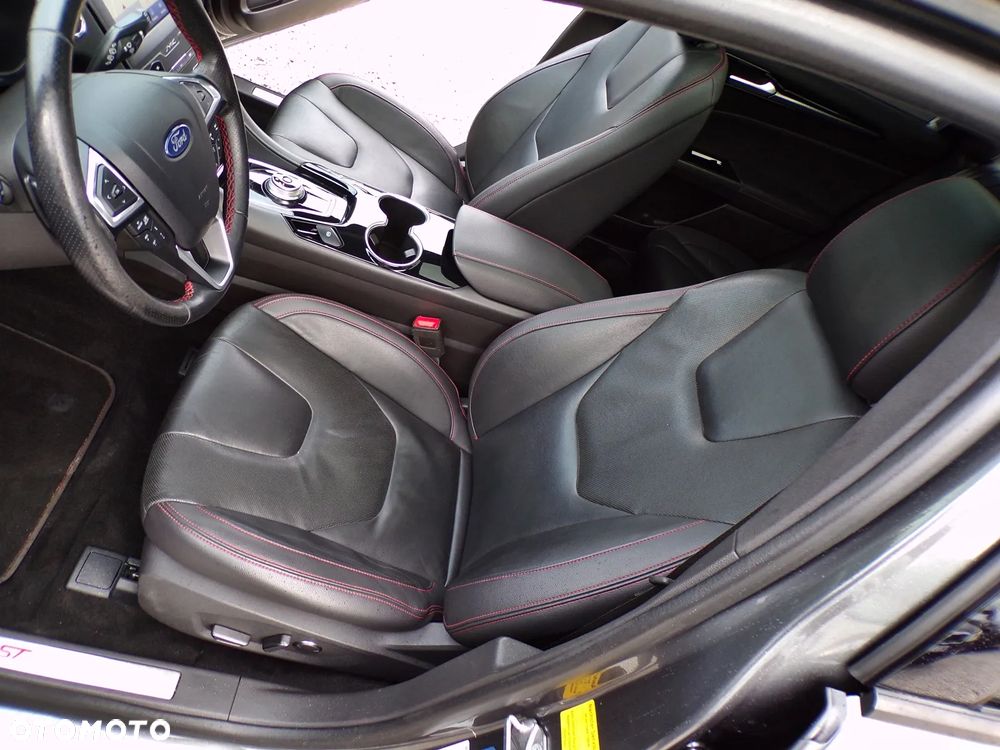 Ford Mondeo - 22