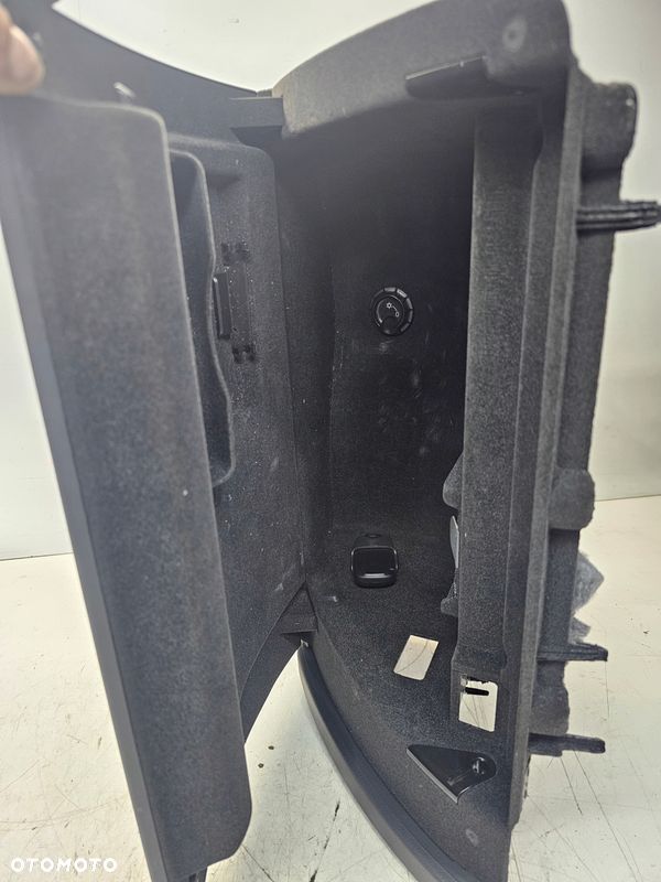 SCHOWEK PASAŻERA AUDI Q5 8R 8R1857035H 6PS - 7