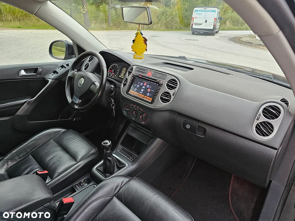 Volkswagen Tiguan 2.0 TSI 4Motion Track & Field - 15